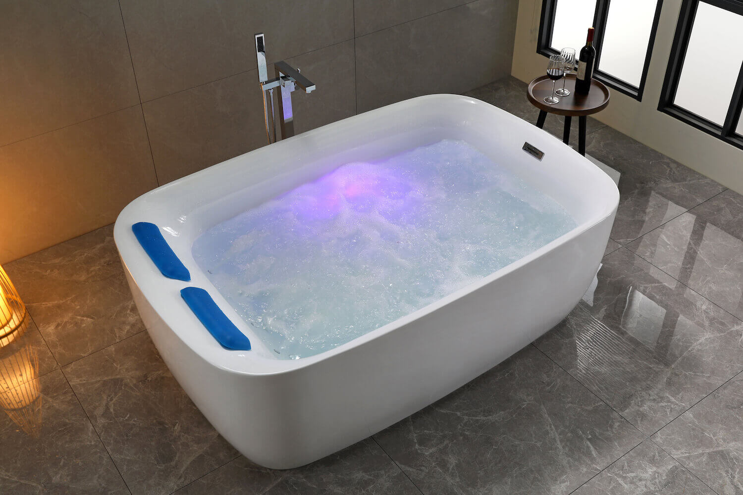 two people free standing massage bath tub